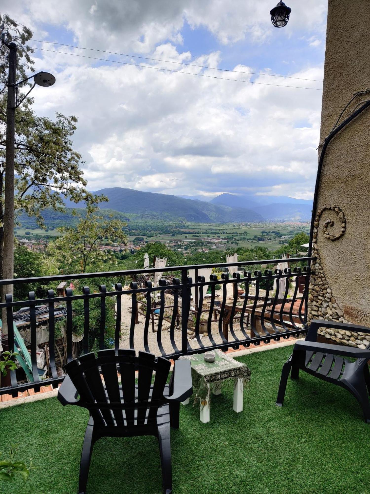 B&B Le Grette Gioia Dei Marsi Exterior foto